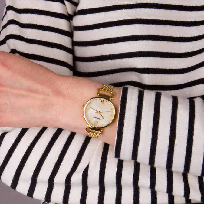 Наручные часы Adriatica A3745.118SQ